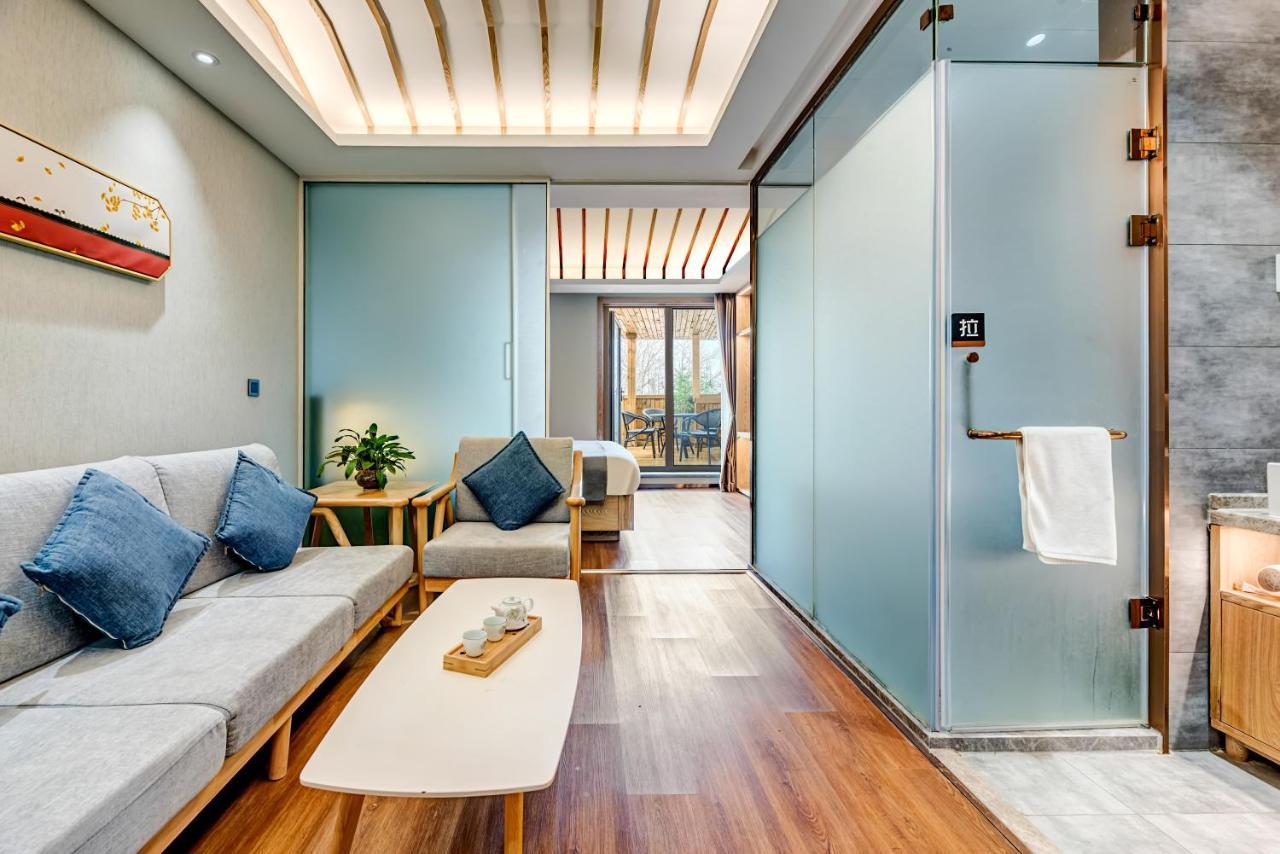 Happy Dragon City Culture Hotel -In The City Center Close To Forbidden City&Wangfujing Street&Subway Nearby &Free Coffee & Free Laundry&English Speaking With Tour Services &Free Wifi Unlimited For Western Software ปักกิ่ง ภายนอก รูปภาพ