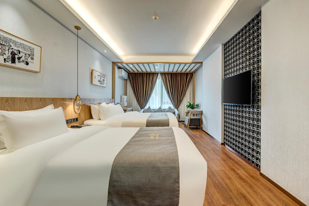 Happy Dragon City Culture Hotel -In The City Center Close To Forbidden City&Wangfujing Street&Subway Nearby &Free Coffee & Free Laundry&English Speaking With Tour Services &Free Wifi Unlimited For Western Software ปักกิ่ง ภายนอก รูปภาพ